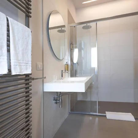 Le Fare ゲストハウス 3*