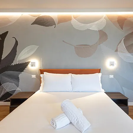 ゲストハウス Le Fare 3*