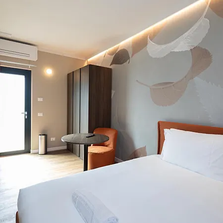 Le Fare ゲストハウス Fara Novarese