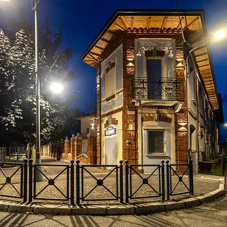 ゲストハウス Le Fare Fara Novarese